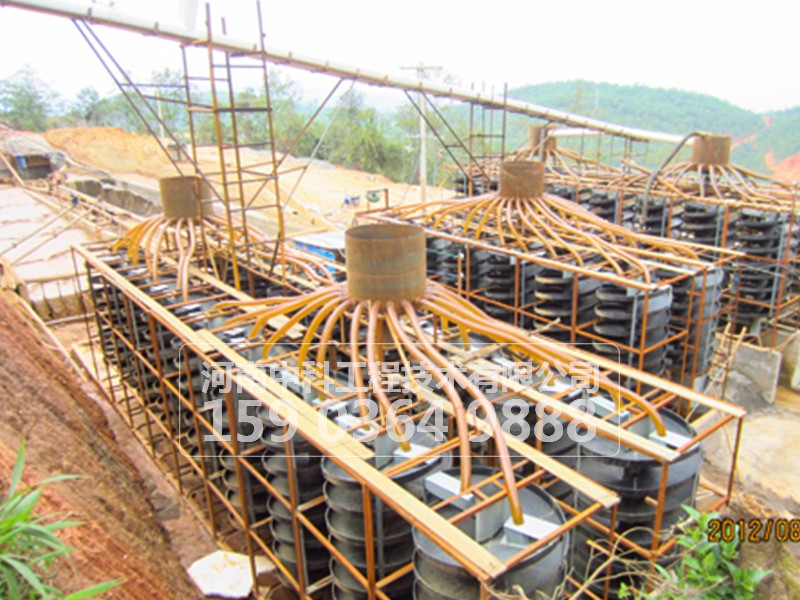 溜槽選礦過程是如何進行的？