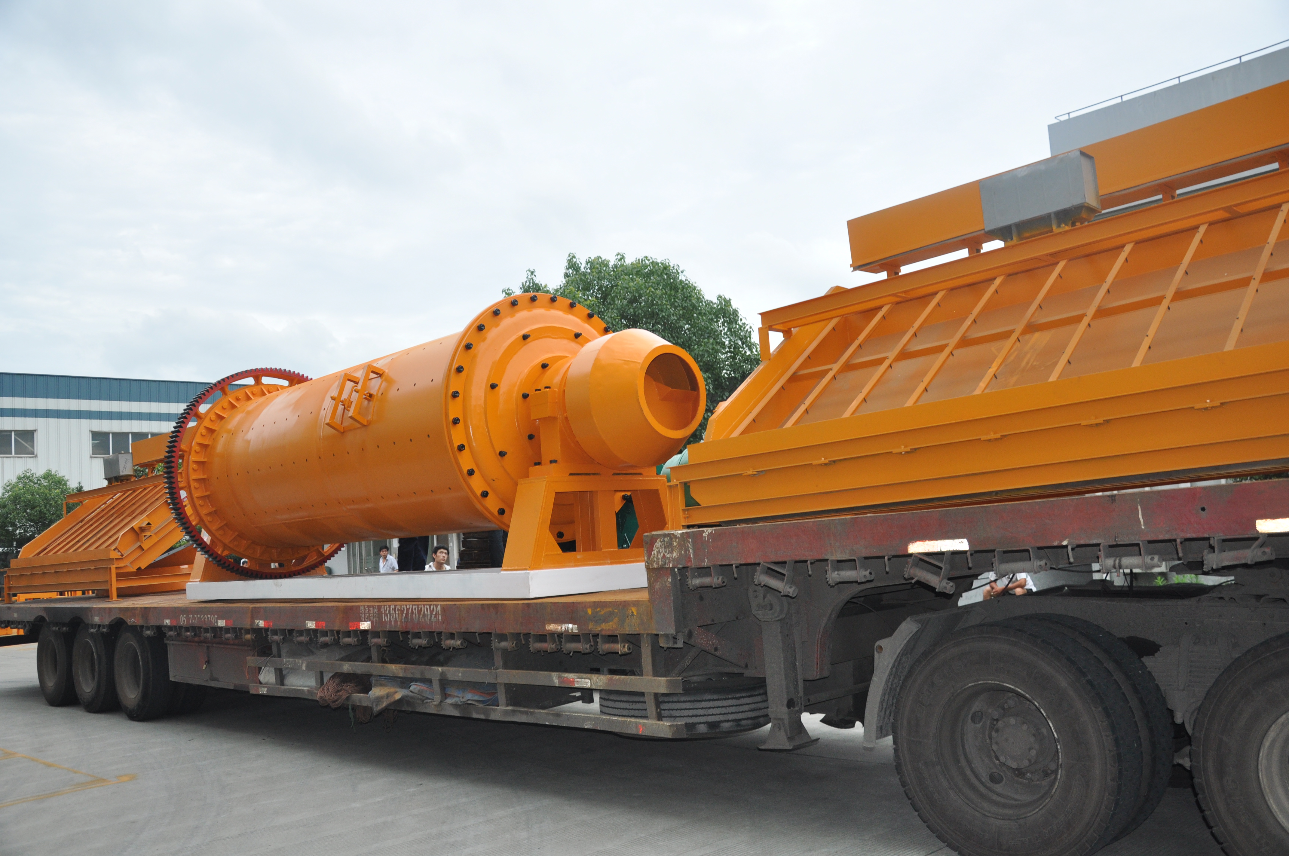 鉛鋅礦濕式球磨機(jī)